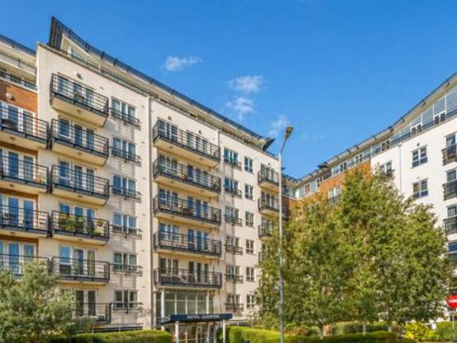 House for sale in Kingston Upon Thames, Greater London