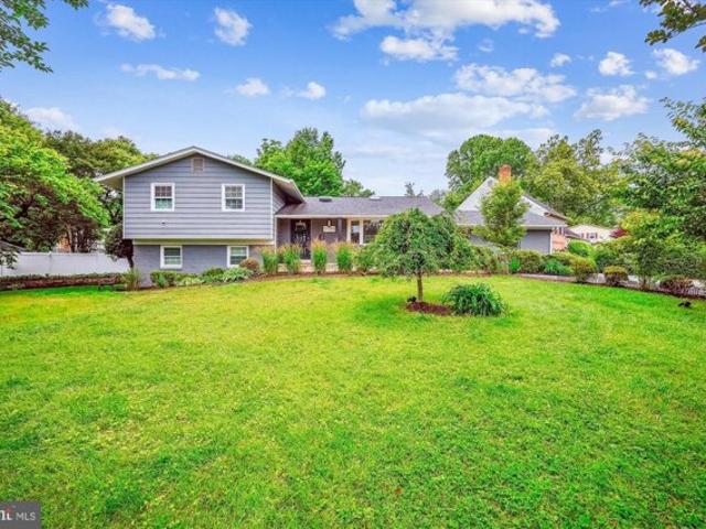 House for sale in Potomac