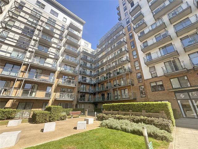 Apartment for rent in Bromley-by-Bow, Poplar Grove
