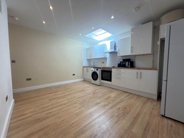 Apartment for rent in Finsbury Park, Greater London