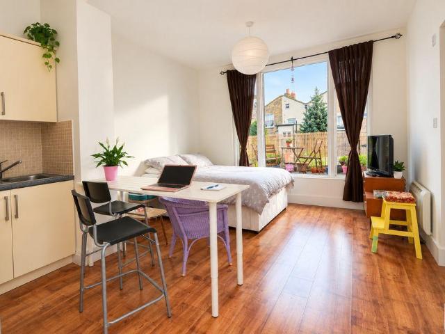 Apartment for rent in London Borough of Islington, Greater London