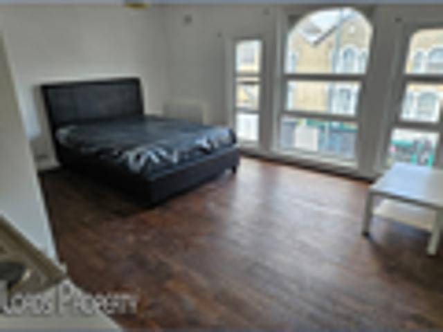 Studio for rent in South Tottenham, Greater London