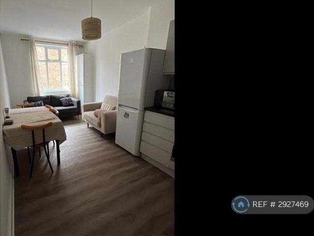 House for rent in Finsbury Park, Greater London
