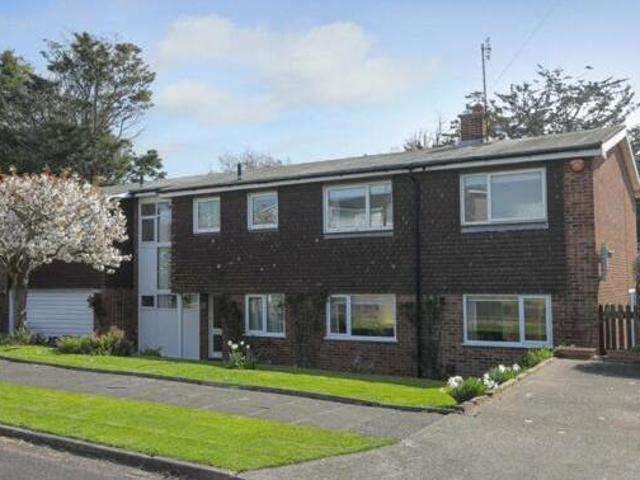 House for sale in Dumpton Gap, Acol