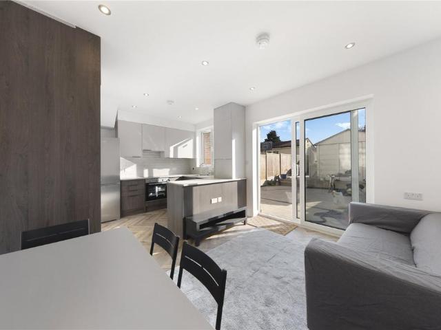 House for rent in London Borough of Lewisham, Greater London