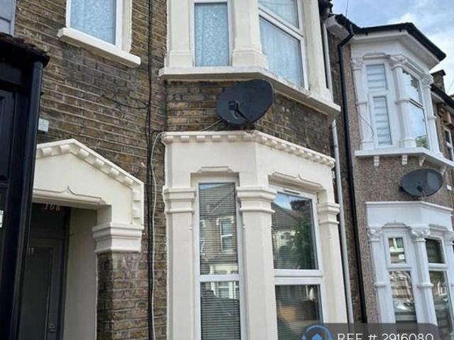 Apartment for rent in Little Ilford, Greater London