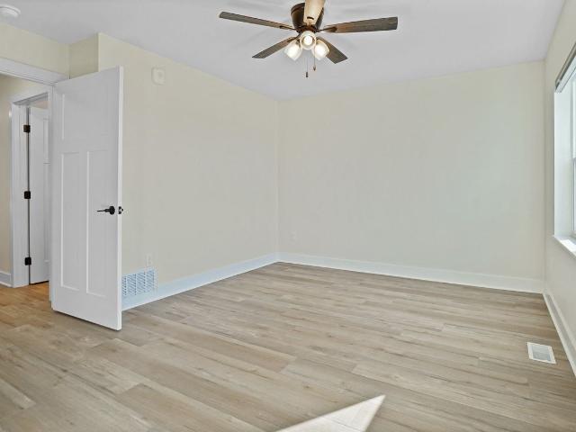 Apartment for rent in Slinger, Washington County