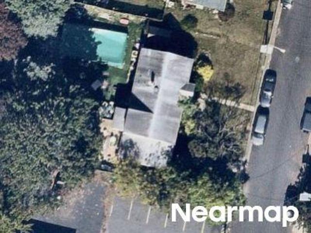 House for sale in Edison, New Jersey