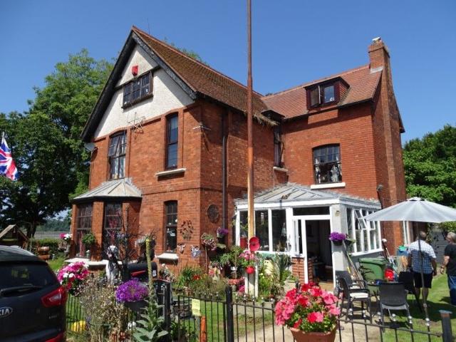 House for rent in Hinton, School House