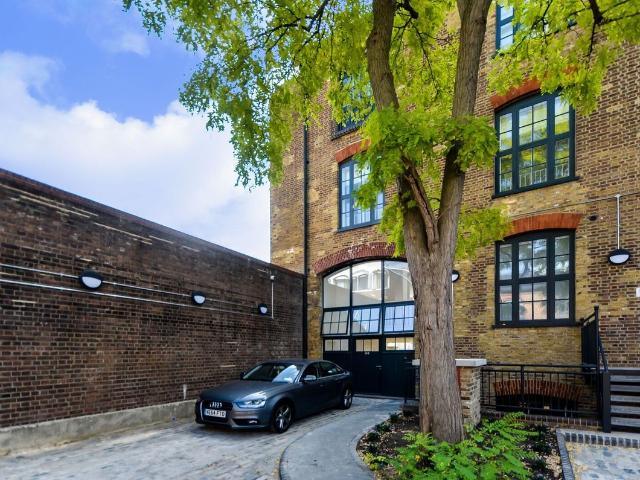 House for rent in Limehouse, Greater London