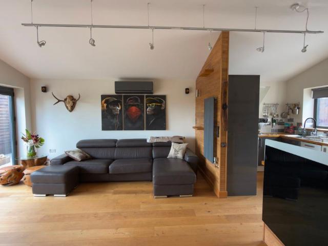House for rent in Easter Compton, South Gloucestershire