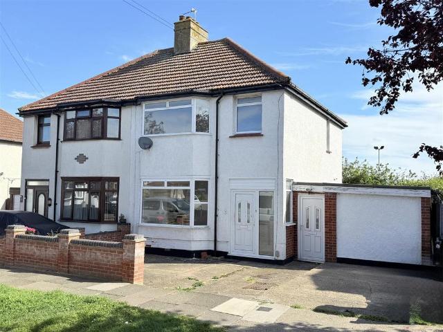 House for rent in Dale Hill, Essex