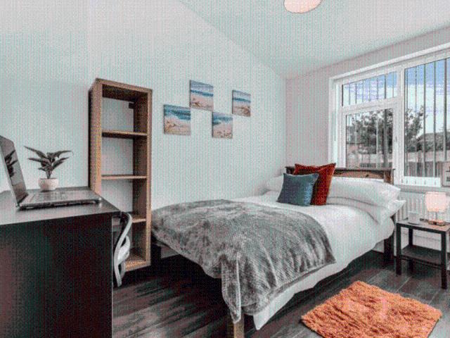 Room for rent in West Midlands