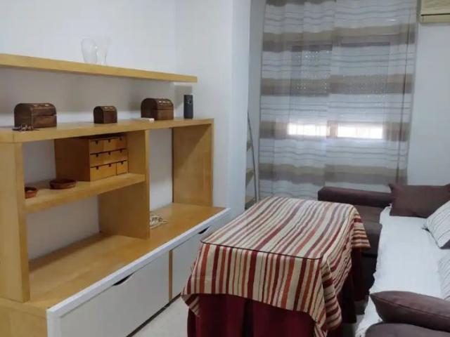 Apartamento en alquiler en Cerro-Amate, Sevilla
