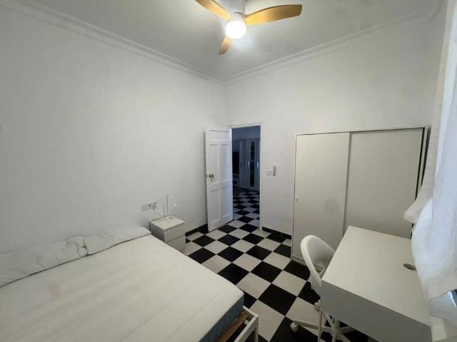 Apartamento en alquiler en Nervión, Sevilla