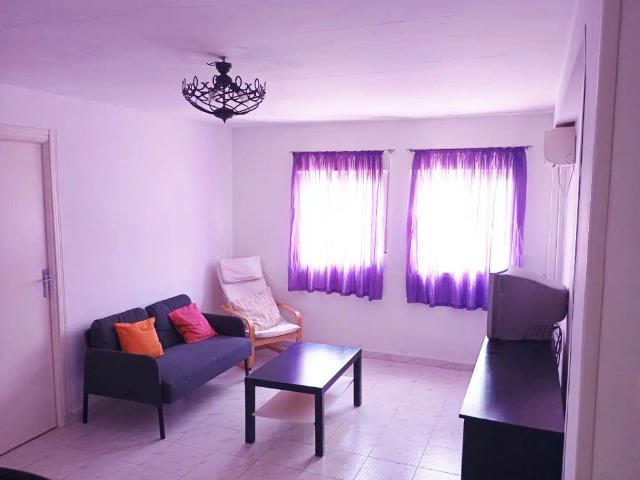 Apartamento en alquiler en San Pablo-Santa Justa, Sevilla