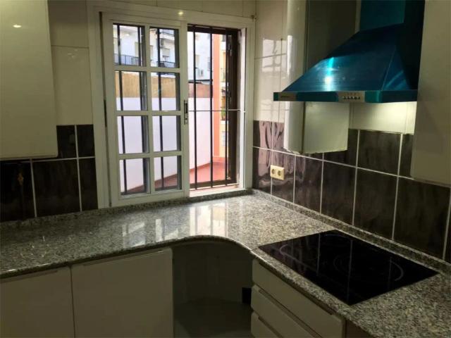 Apartamento en alquiler en Nervión, Sevilla