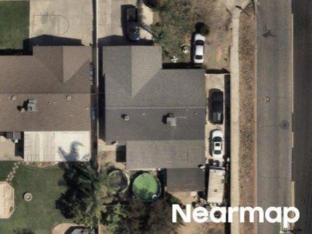 House for sale in Fontana, San Bernardino County