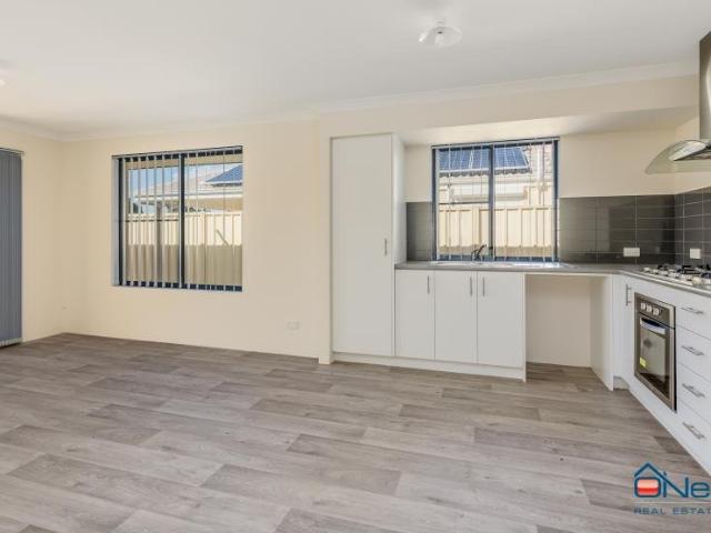 House for rent in Seville Grove, Western Australia