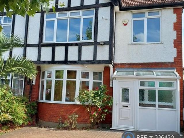 House for rent in Hendon Central, The Hyde
