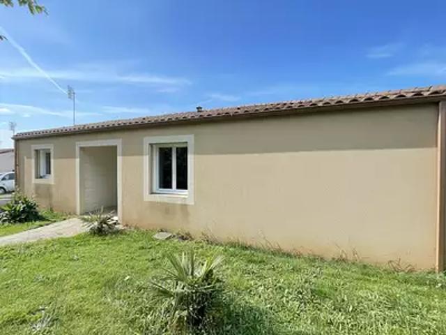 Maison vente à Fontenay-le-Comte, La Flocellière