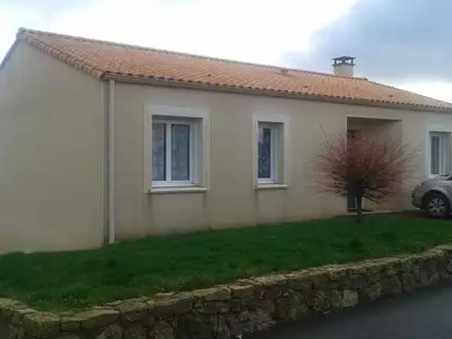 Maison vente à Fontenay-le-Comte, La Flocellière