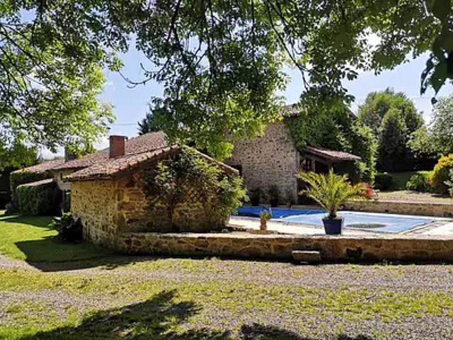 Maison vente à Fontenay-le-Comte, La Flocellière