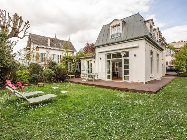 Maison vente à Les Bruyères, Sèvres