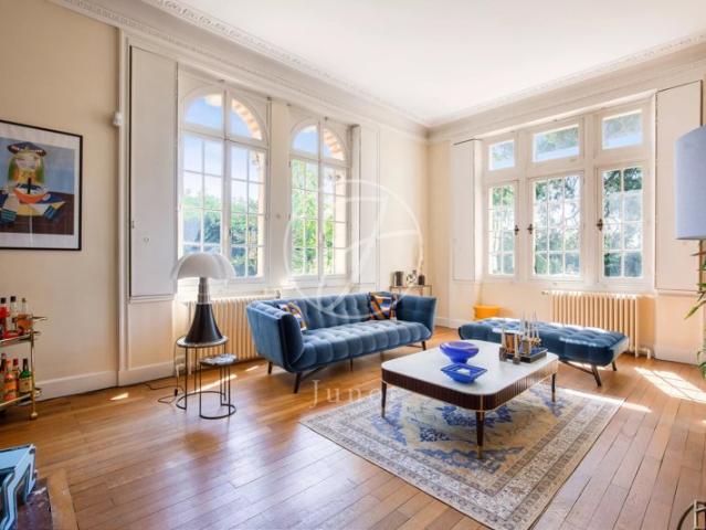 Maison vente à Boulogne-Billancourt, Ville-d'avray