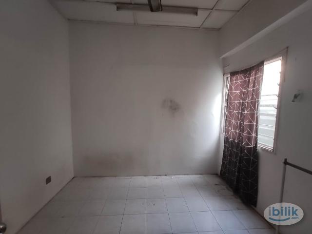 Room for rent in Langat, Selangor
