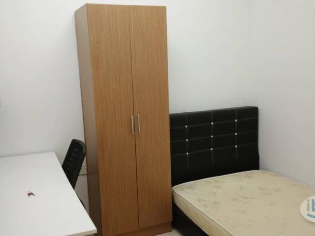 Room for rent in Tanjong Sepat, Selangor