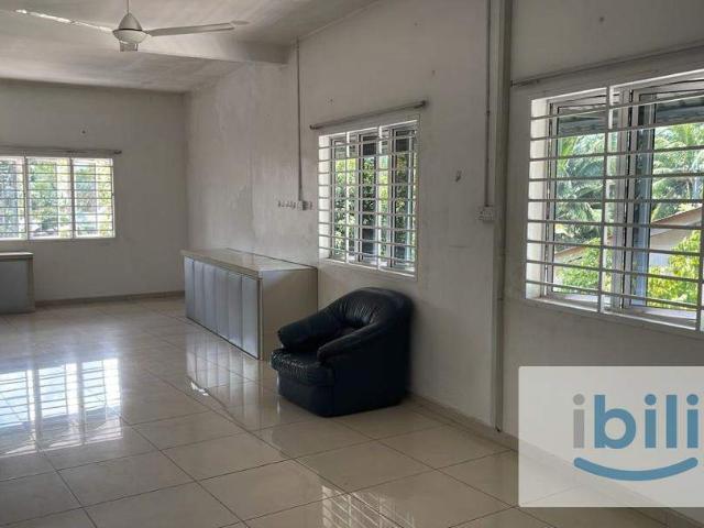Room for rent in Muar, Johor