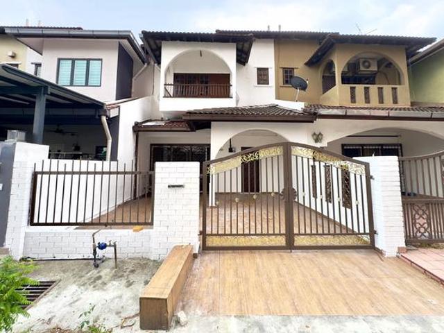 Terraced House for rent in Seri Kembangan, Majlis Bandaraya Subang Jaya
