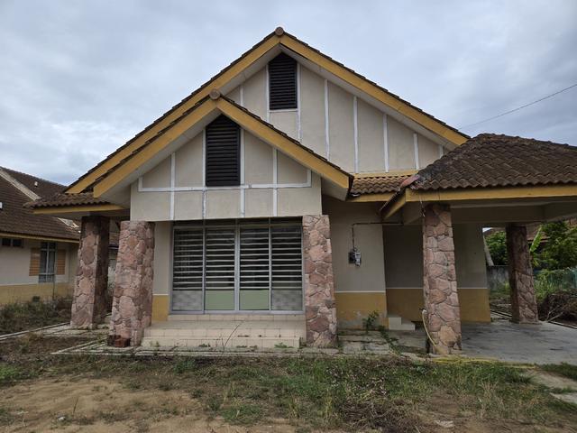 Bungalow for rent in Wellesley, Penang