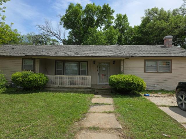 House for sale in Marlin, Texas