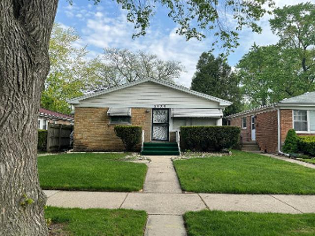 House for sale in Evanston, Illinois