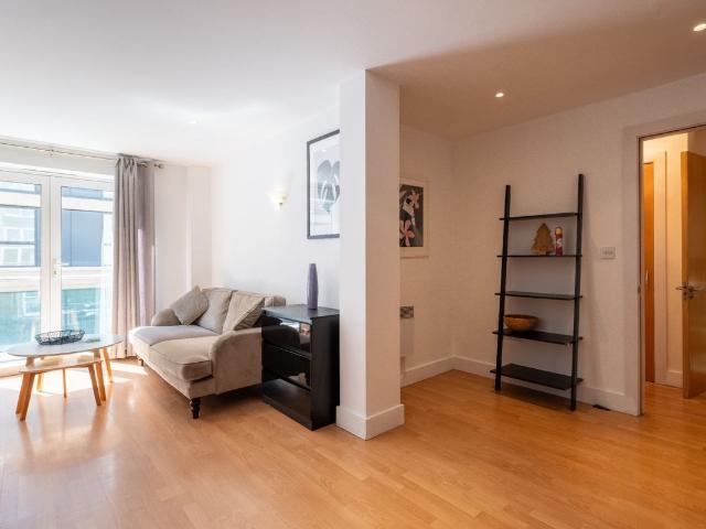 Apartment for rent in Finsbury, Greater London
