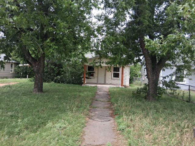 House for sale in Taylor, Texas
