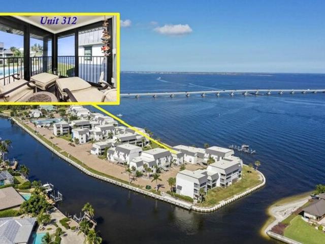 Condo for sale in Sanibel
