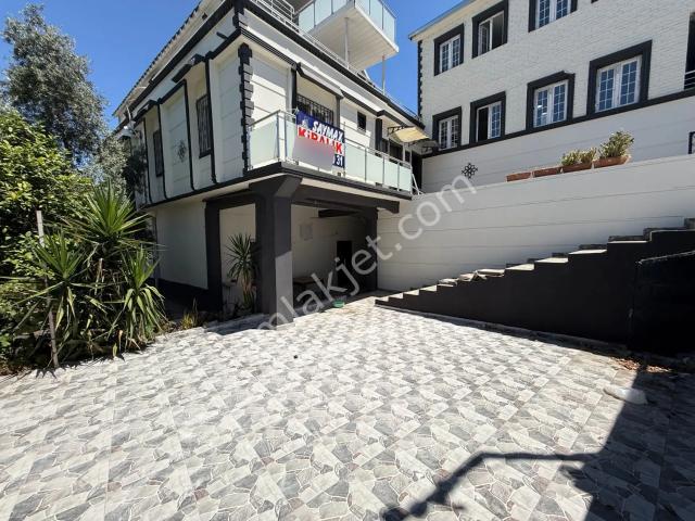 Yüreğir, Adana içerisinde kiralık Villa
