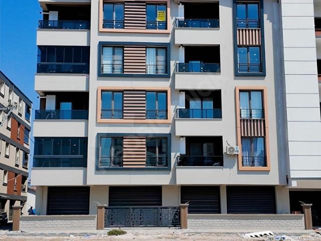 Akhisar, Manisa içerisinde satılık mülk