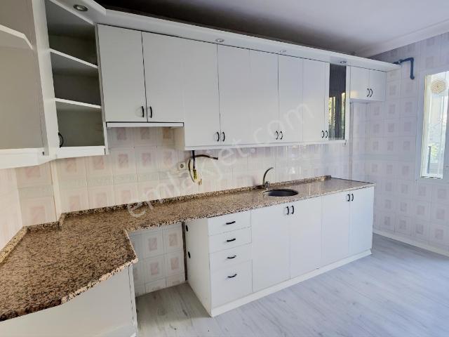 Bornova, İzmir içerisinde kiralık mülk