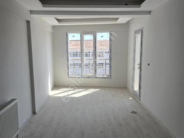 Akhisar, Manisa içerisinde satılık mülk