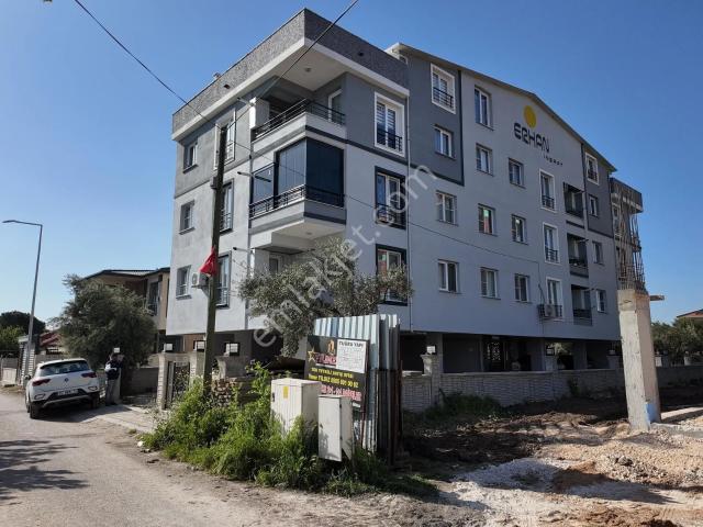 Akhisar, Manisa içerisinde satılık mülk