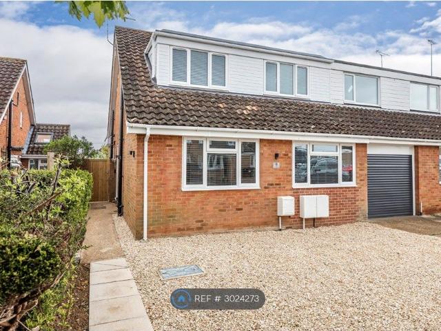 Room for rent in Shinfield