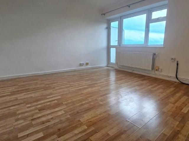 House for rent in St Margarets, Greater London