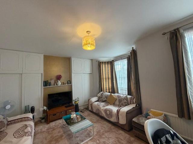 Apartment for rent in London Borough of Redbridge, Greater London