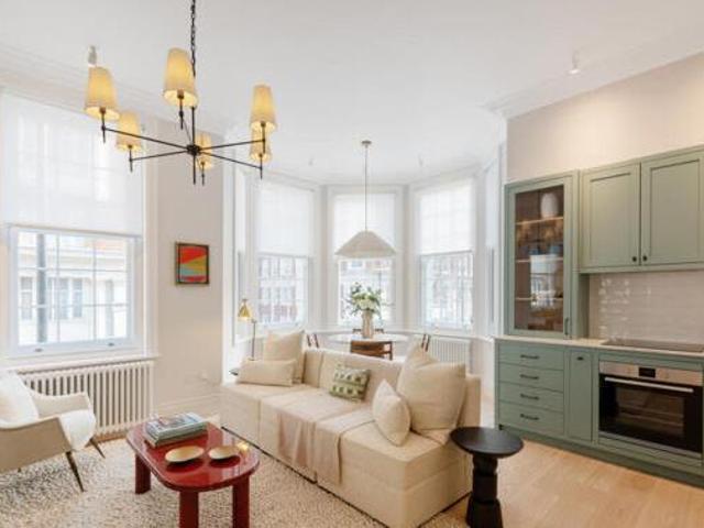 House for sale in City of London, Greater London