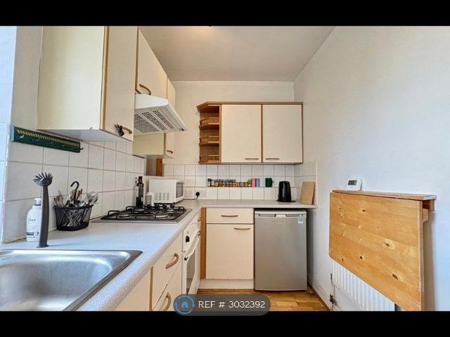 Apartment for rent in Marylebone, Greater London