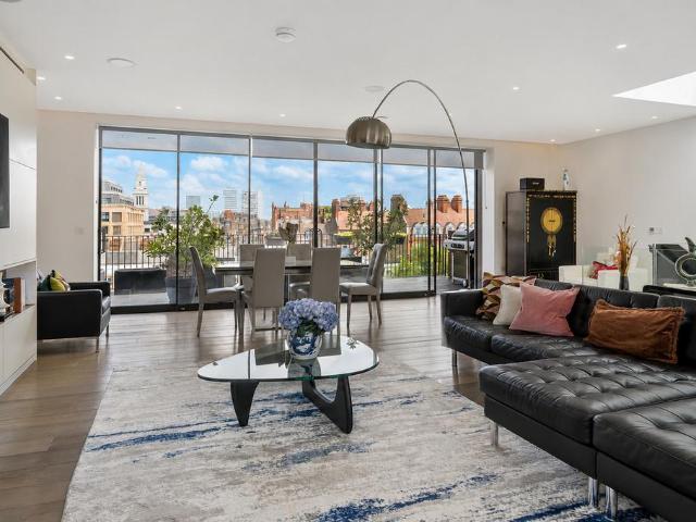 Apartment for rent in Marylebone, Greater London
